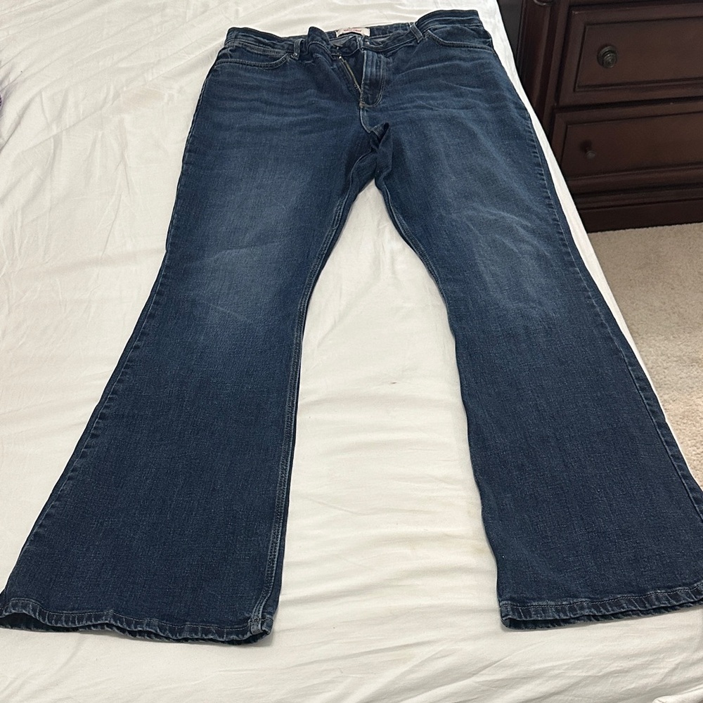 Wrangler 14x34 (inseam measures 32.5) dark blue high fierce flare jeans